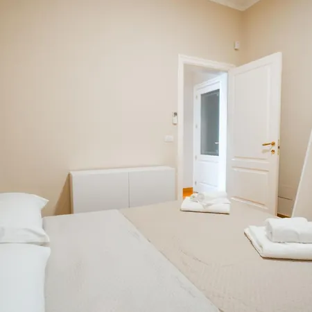 Apartment Dimora Adua *