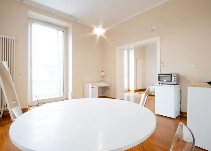 Dimora Adua * バーリ